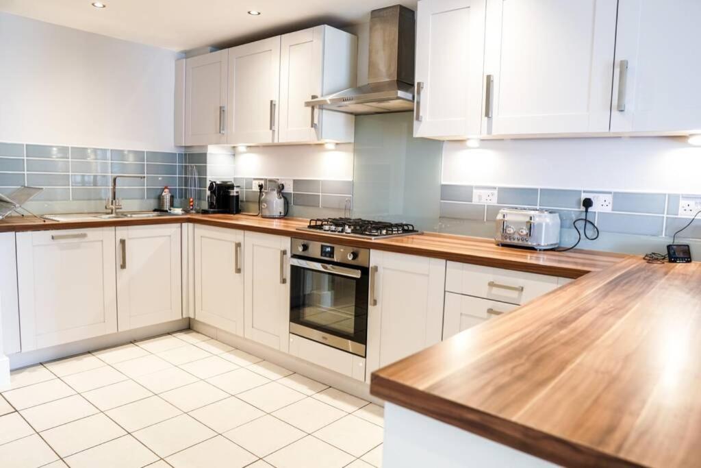Beautiful 3 Bedroom By The Sea Newquay (Cornwall)